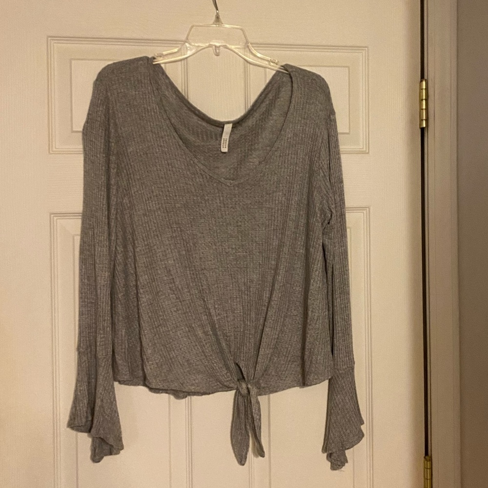 Women’s Native People Front Tie Top